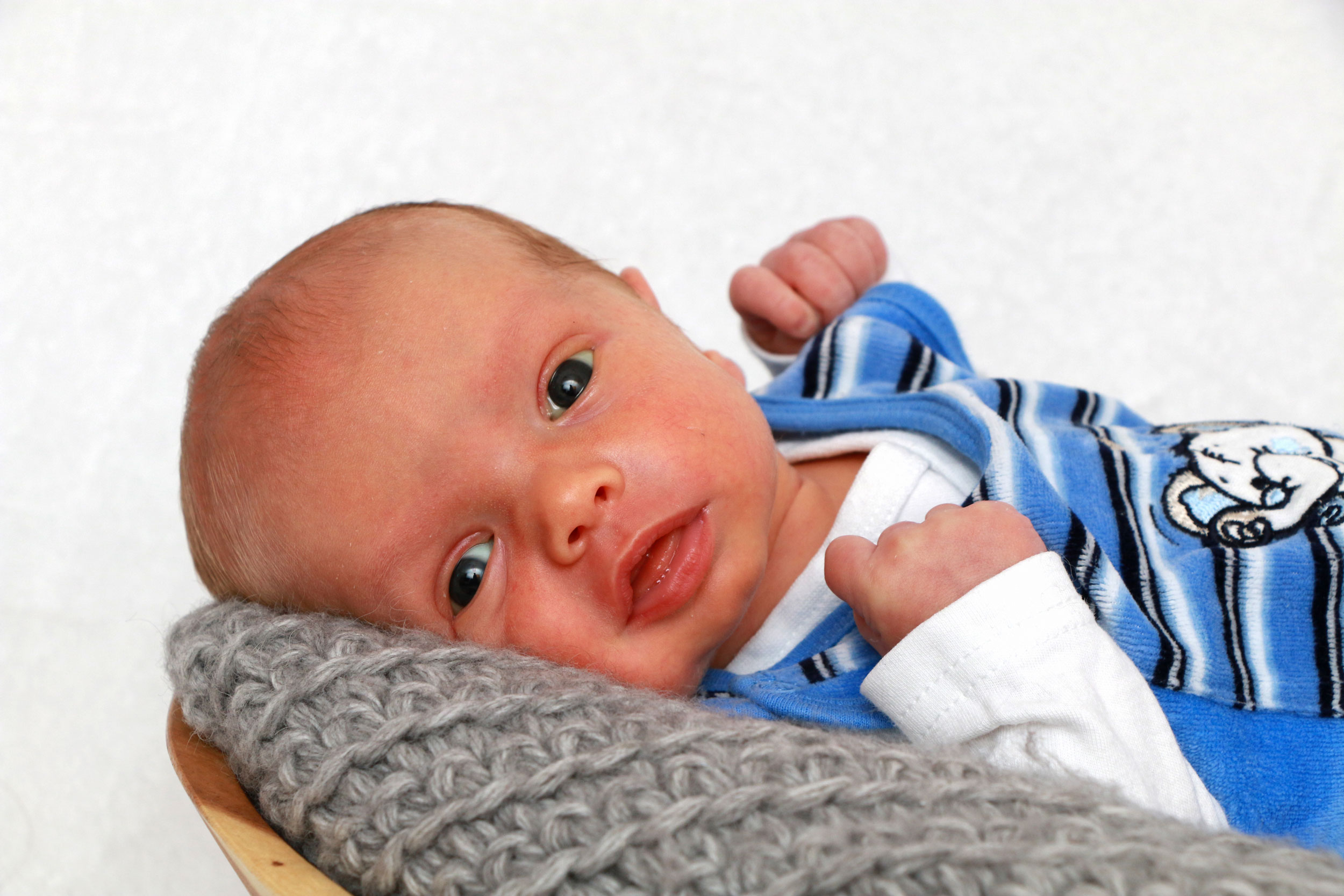 newborn-fotoshoot-kraamhotel-ziekenhuis